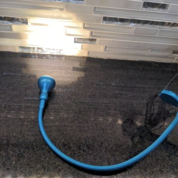 Ikea Navlinge Teal Lamp Broken Clip LED - Picture 2 of 3